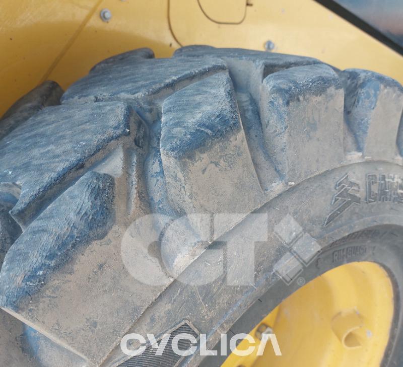 Skid steers  262D DTB08### - 6