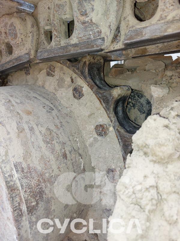 Escavadora de rastos  323F MFY20### - 8