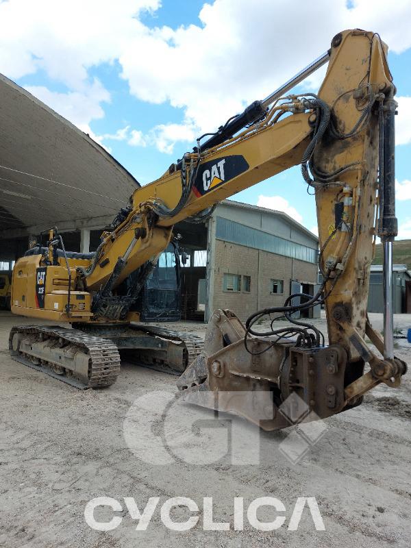 Escavadora de rastos  323F MFY20### - 6