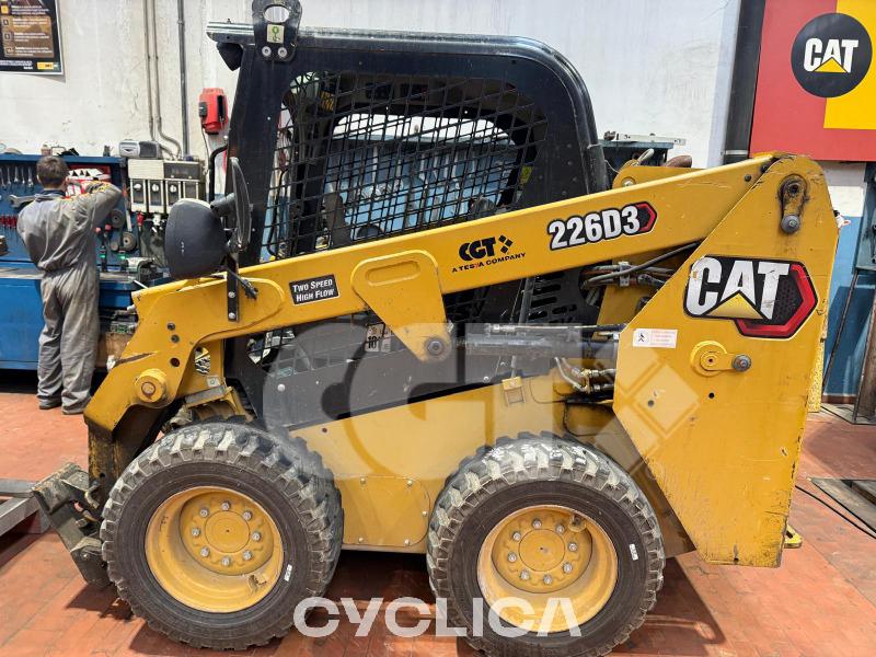 Other used construction equipment  226D3 D5R00### - 1