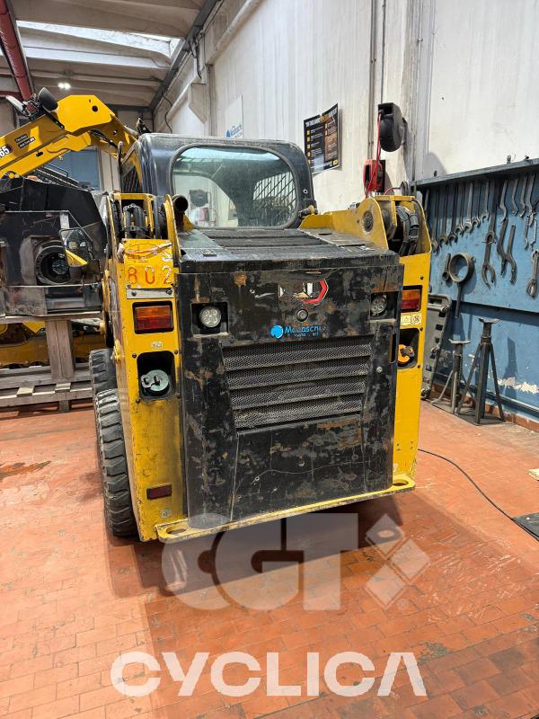 Other used construction equipment  226D3 D5R00### - 6