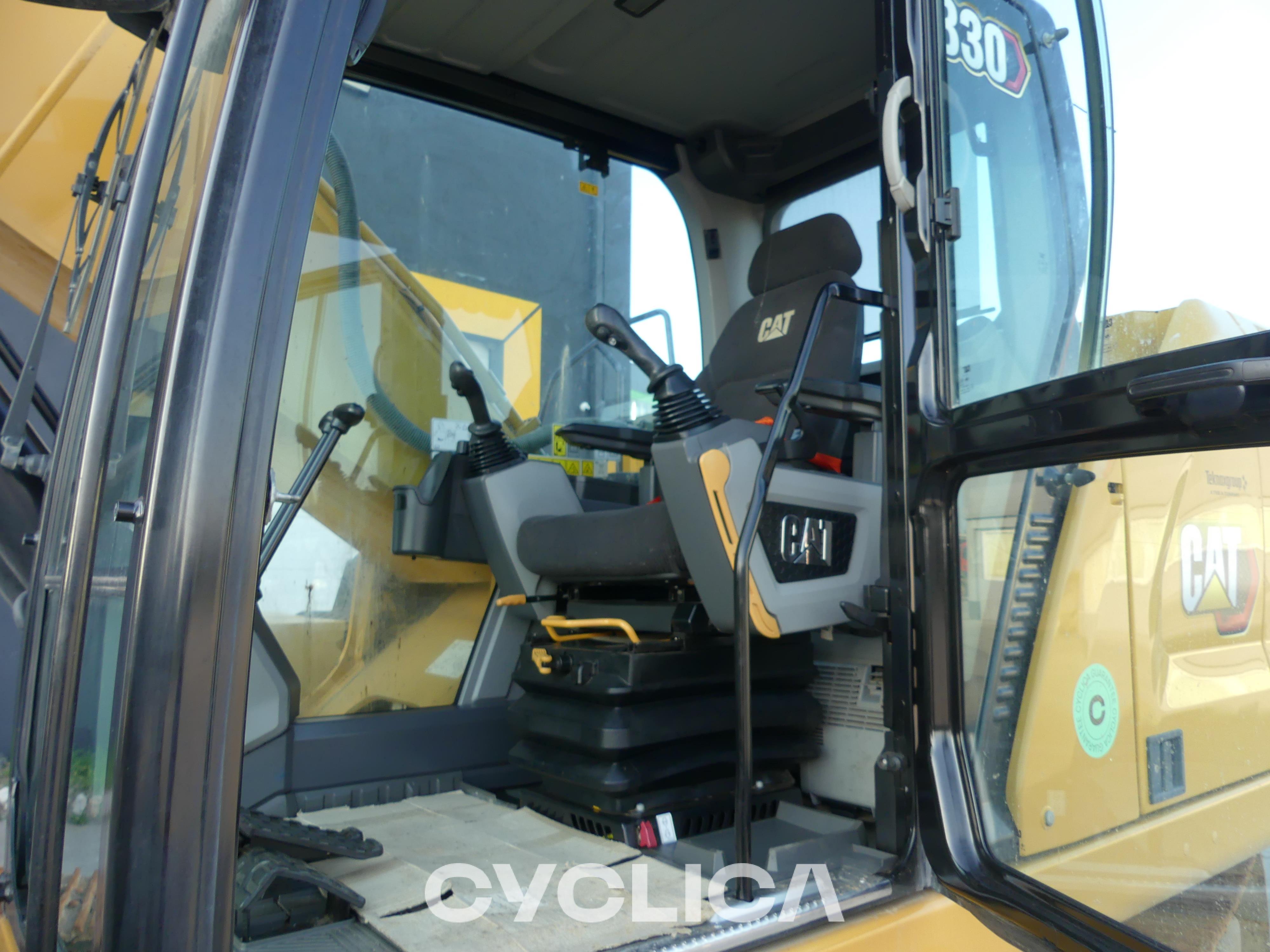 Crawler excavators  330-07 KEL21086 - 3