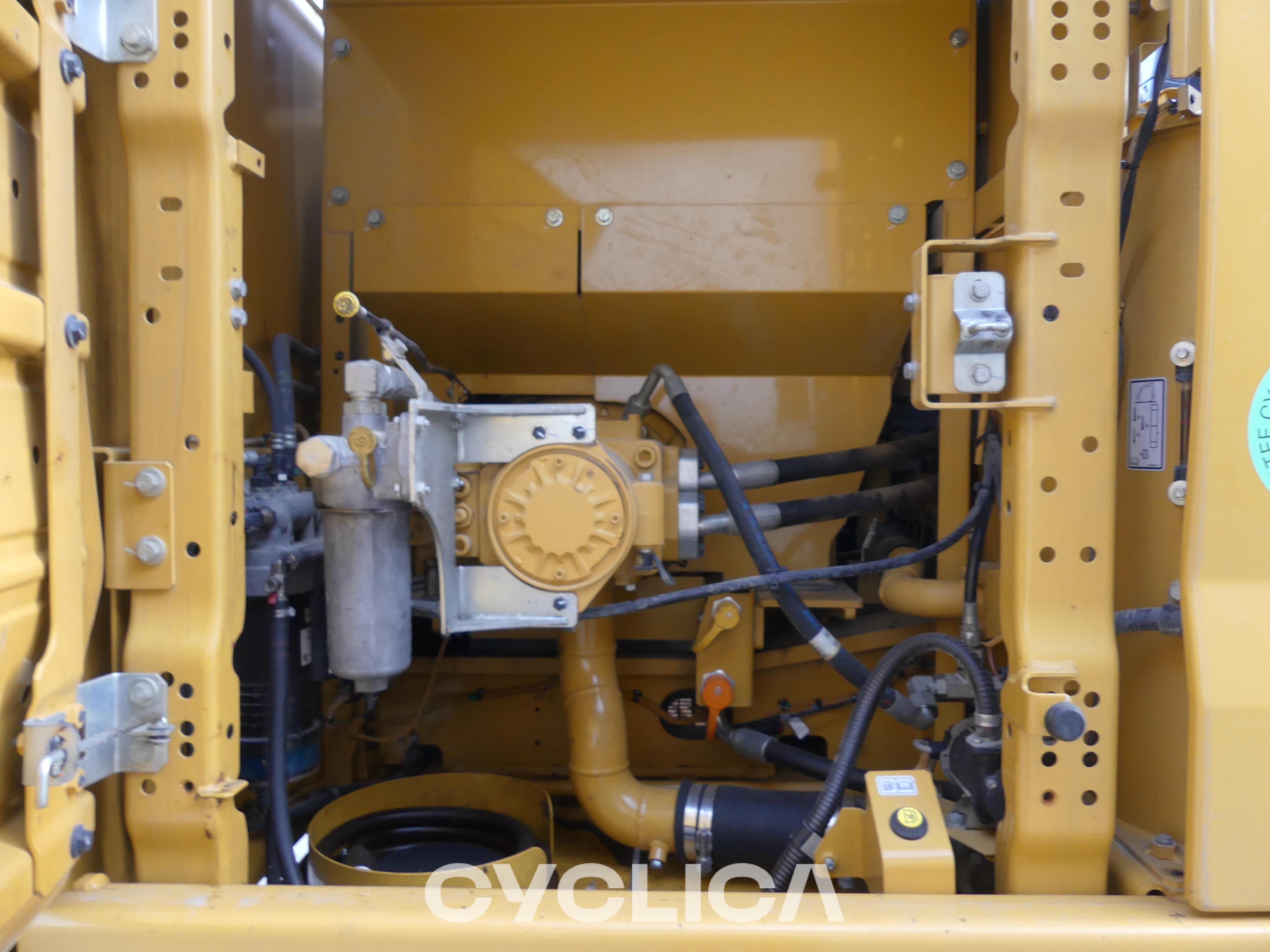 Crawler excavators  330-07 KEL21086 - 5