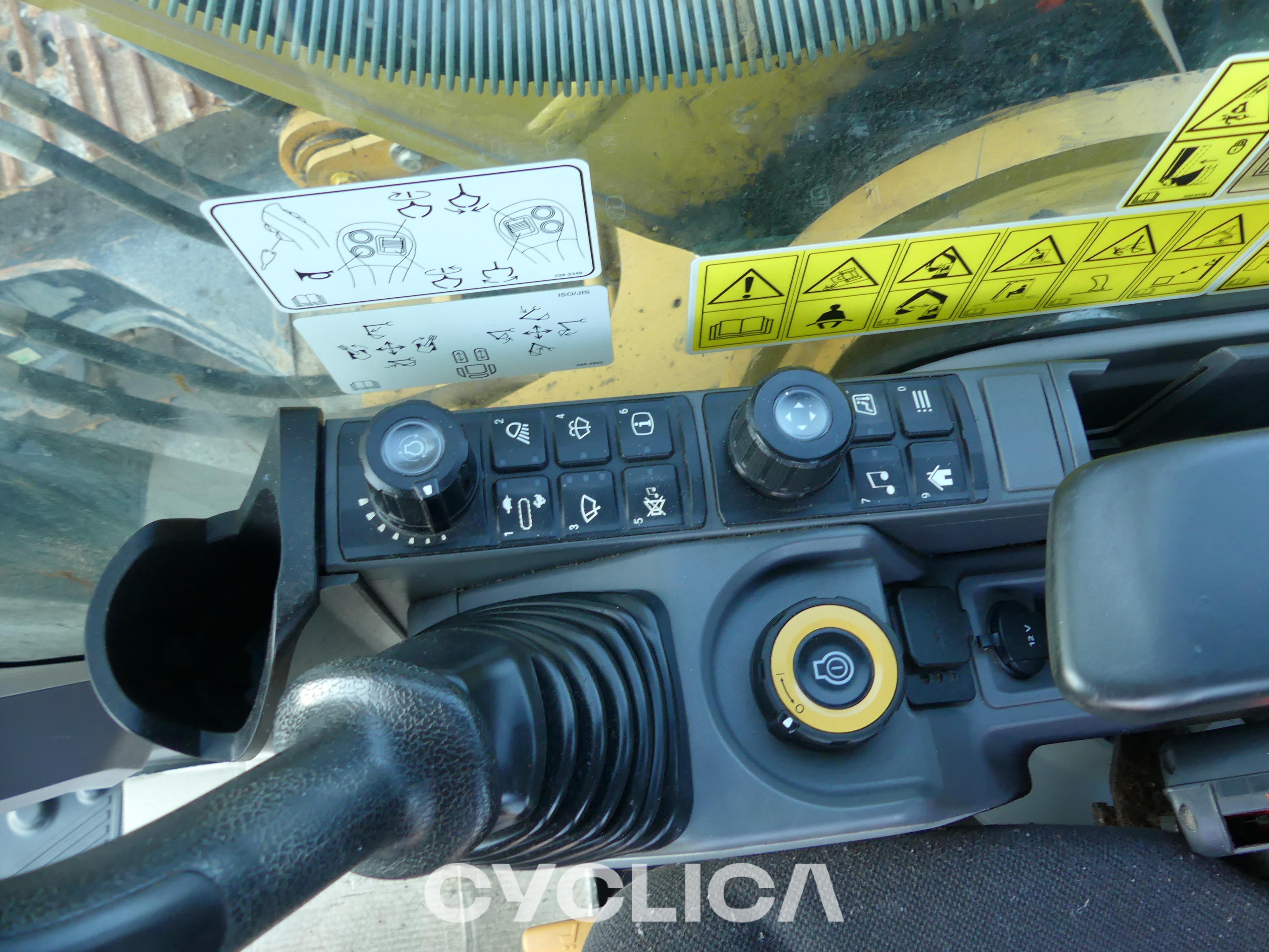 Crawler excavators  330-07 KEL21086 - 12