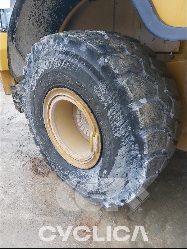 Ngarkues me rrota  962M JYD10276 - 7