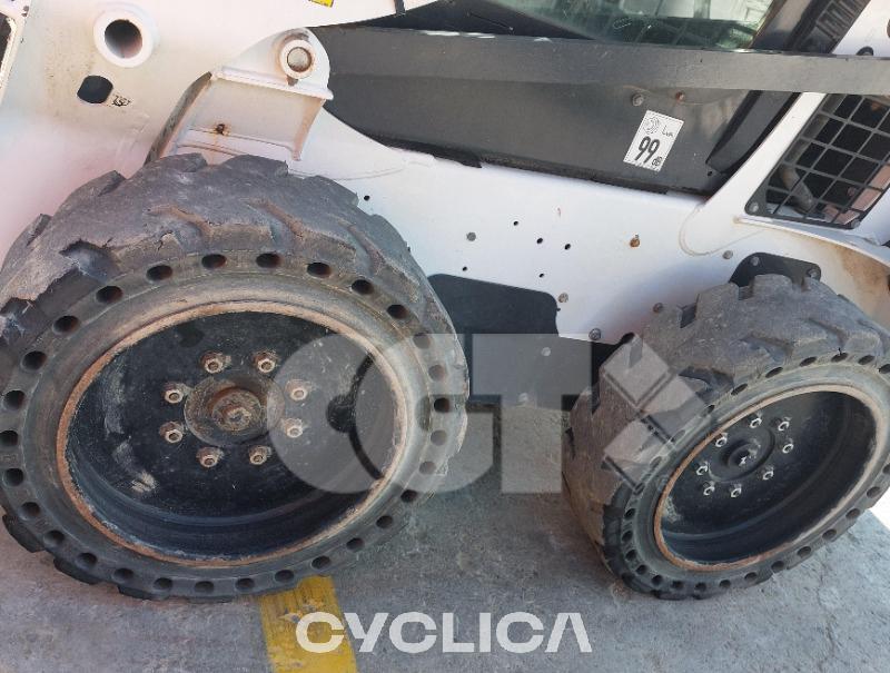 Chargeuses compactes  S530 B4KA11### - 11