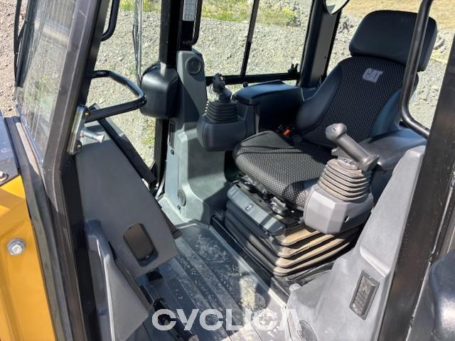 Bulldozers et tracteurs à chenilles  D3 XKW00524 - 7