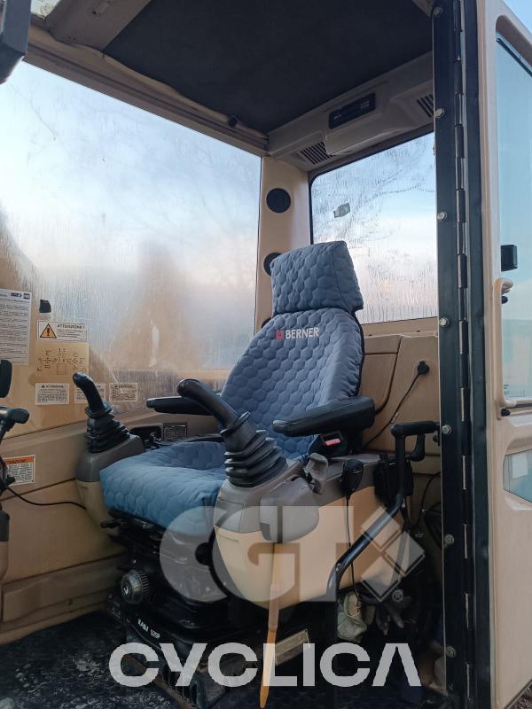 Eskavatorë me Zinxhirë  312B 9FS00### - 9