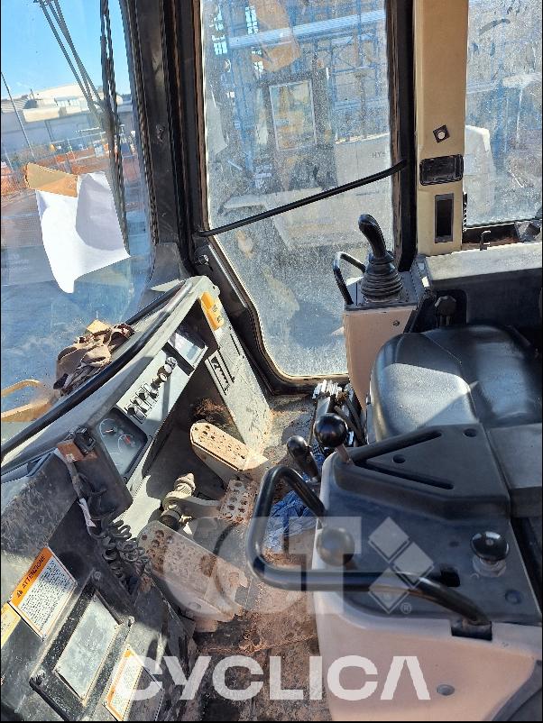 Ngarkuese me zinxhirë  963C 2DS01### - 10