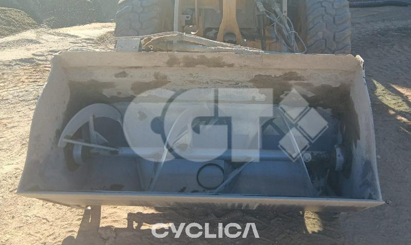 Palas cargadoras de ruedas 908 M H8803### - 17