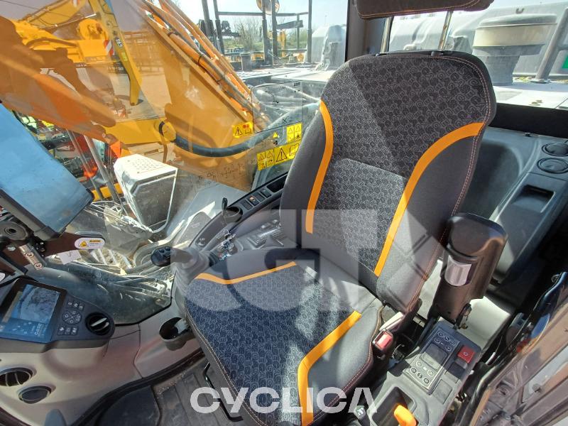 Escavadora de rastos  CX350 SE7P6### - 10