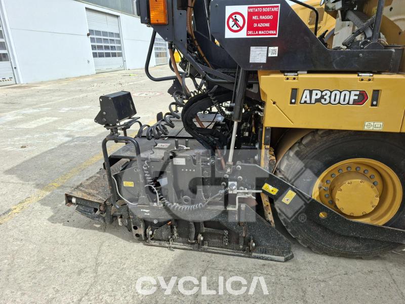 Асфалтирање AP300F FRA00219 - 5