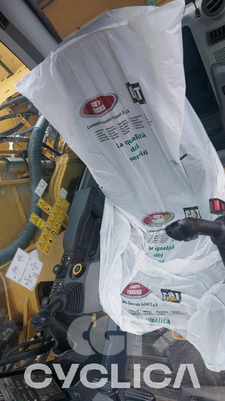 Eskavatorë me Zinxhirë  336 NG WFF00197 - 13