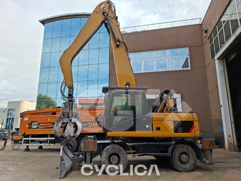 Escavatori gommati  M318D MH D9X00### - 1