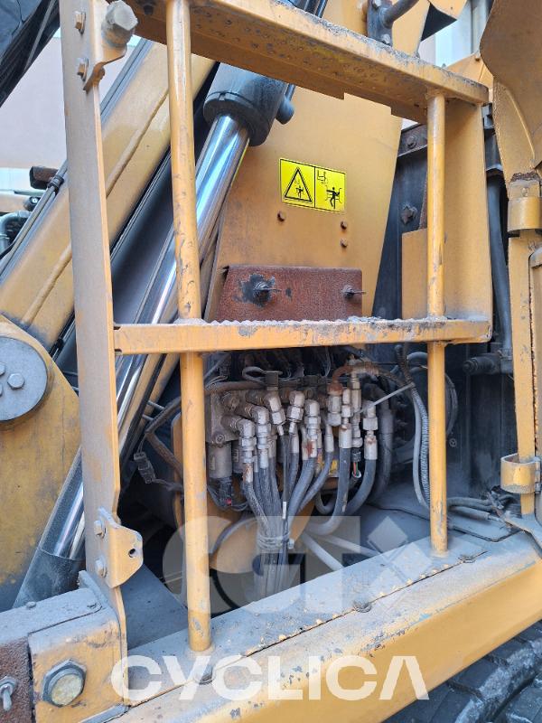 Escavatori gommati  M318D MH D9X00### - 6