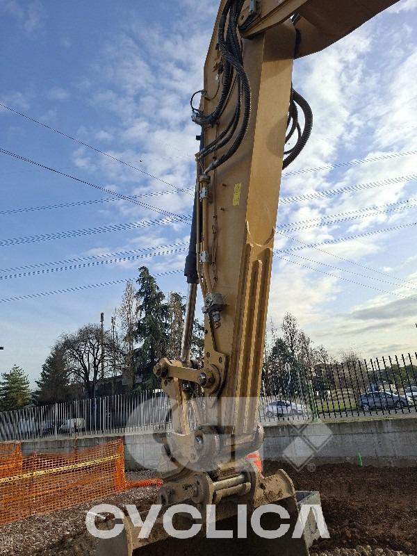 Escavatori cingolati  325 NG TEL10### - 5