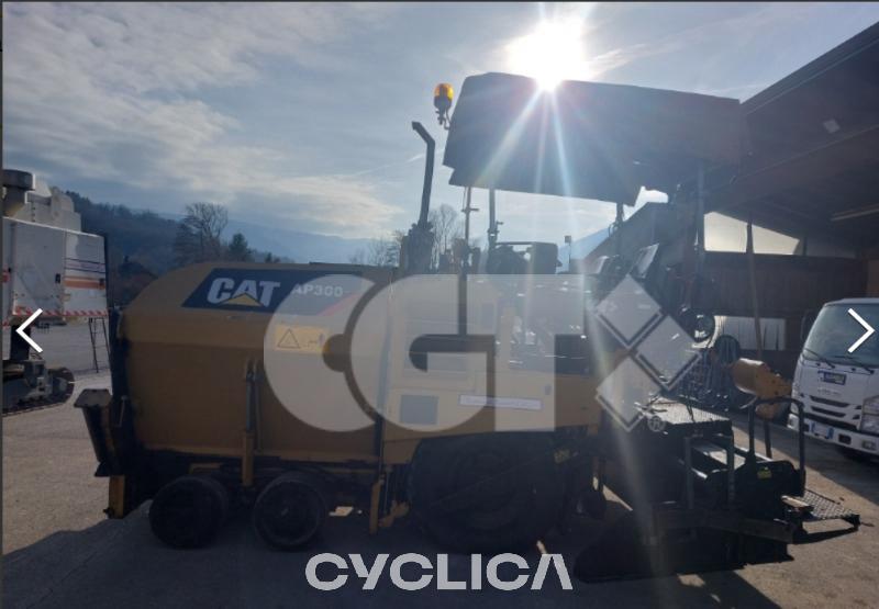 Pavimentazione  AP300 B2Y00### - 5