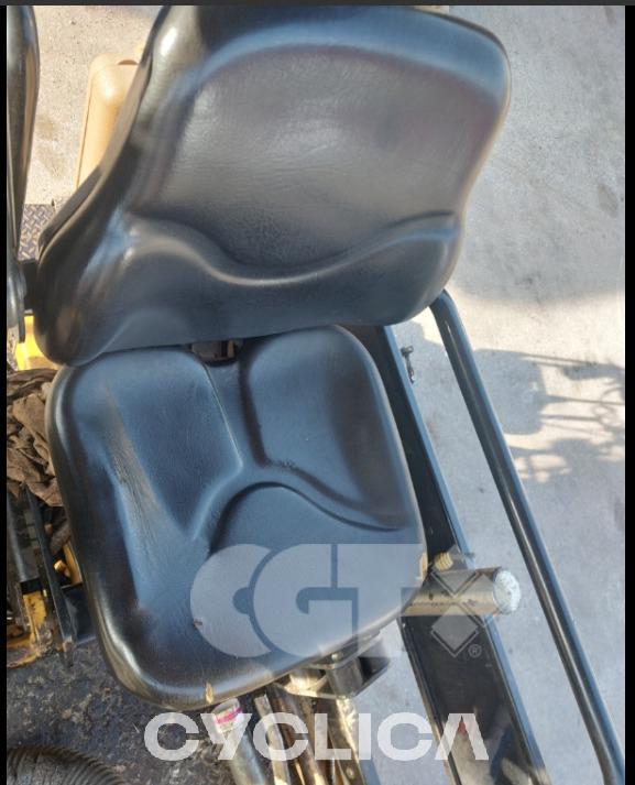 Pavimentazione  AP300 B2Y00### - 14