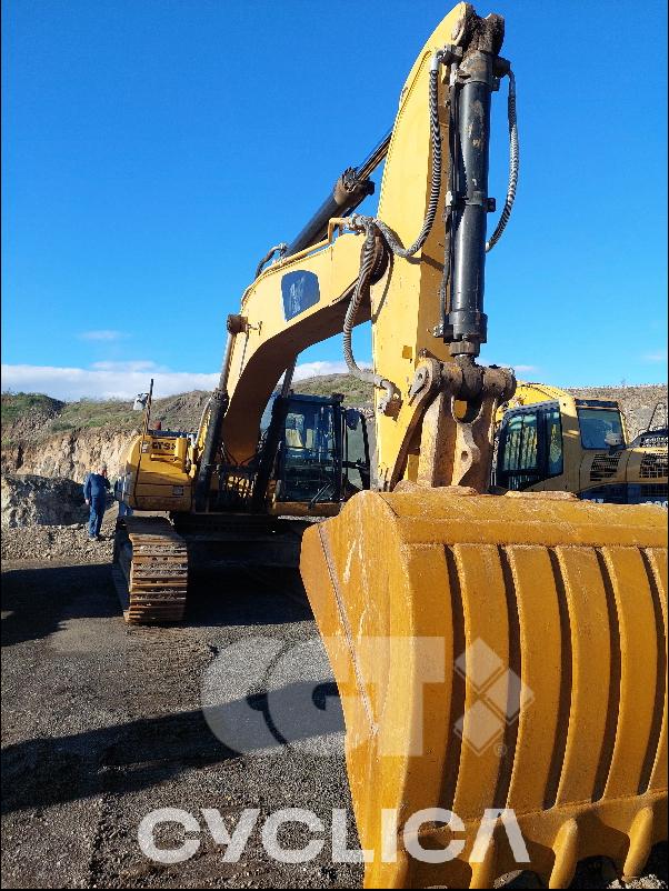 Escavatori cingolati  336D MYP00### - 2