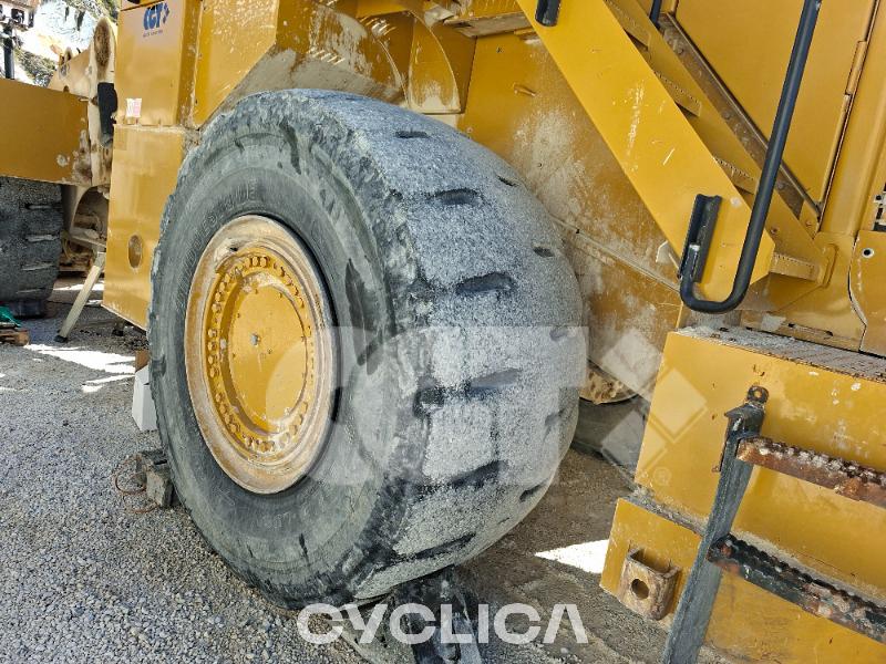 Pale gommate  988K TWX00### - 6