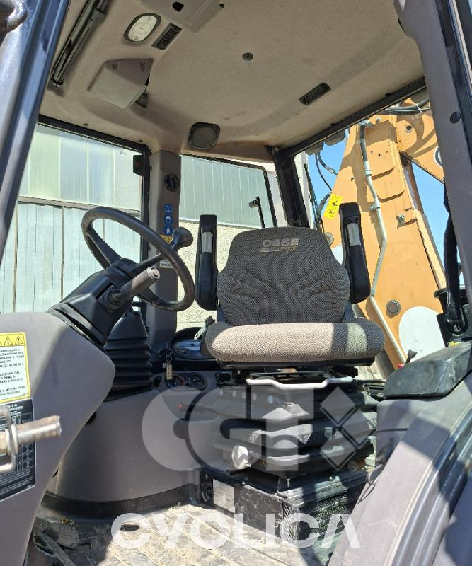 Retroescavadoras  695S NGHH01### - 6