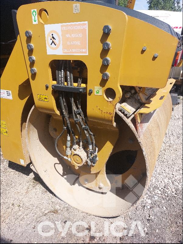 Oprema za asfaltiranje  CB7 NLJ00101 - 5