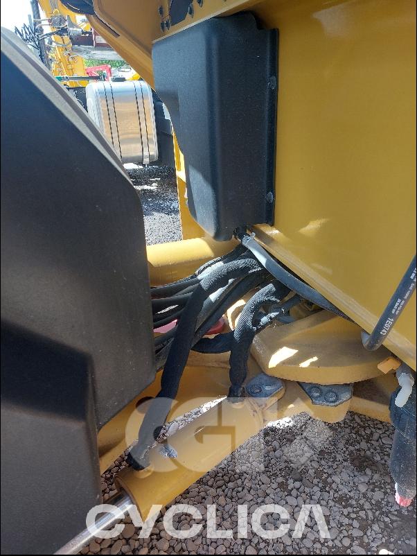 Oprema za asfaltiranje  CB7 NLJ00101 - 8