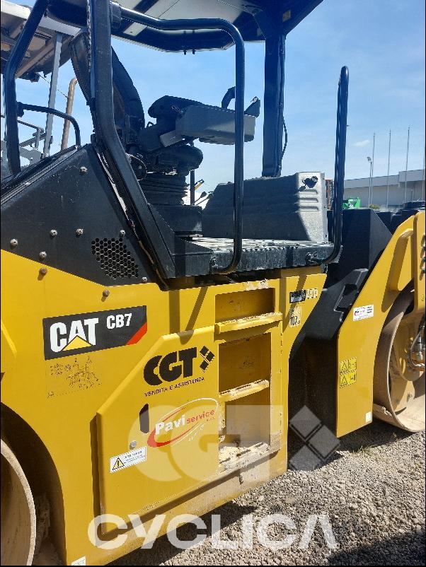 Oprema za asfaltiranje  CB7 NLJ00101 - 9