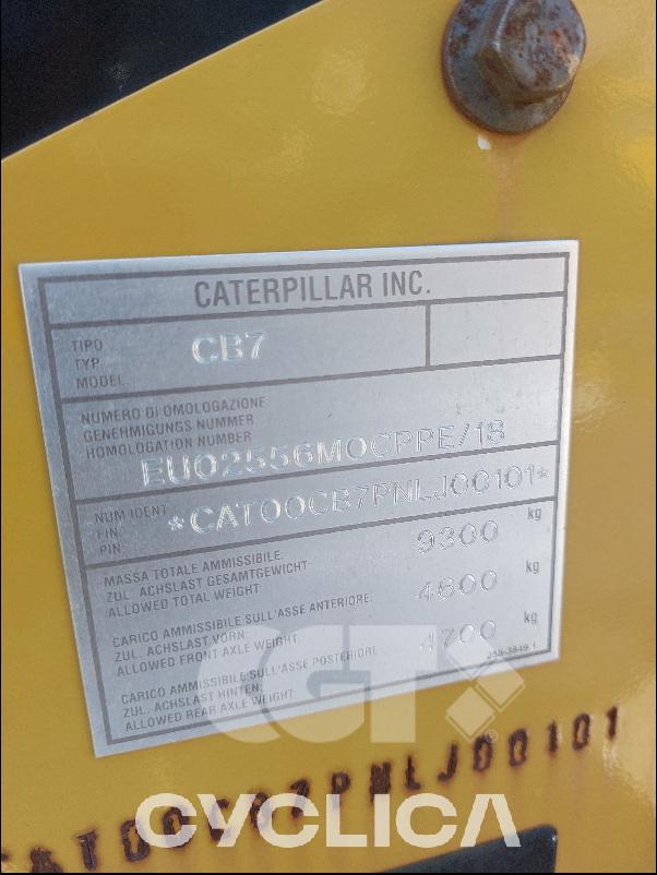 Oprema za asfaltiranje  CB7 NLJ00101 - 14