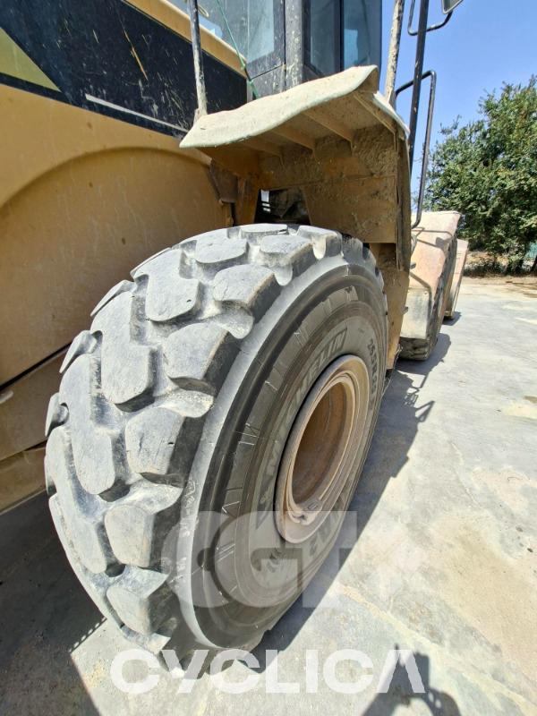 Utovarivači na točkovima  966 AWY00413 - 5