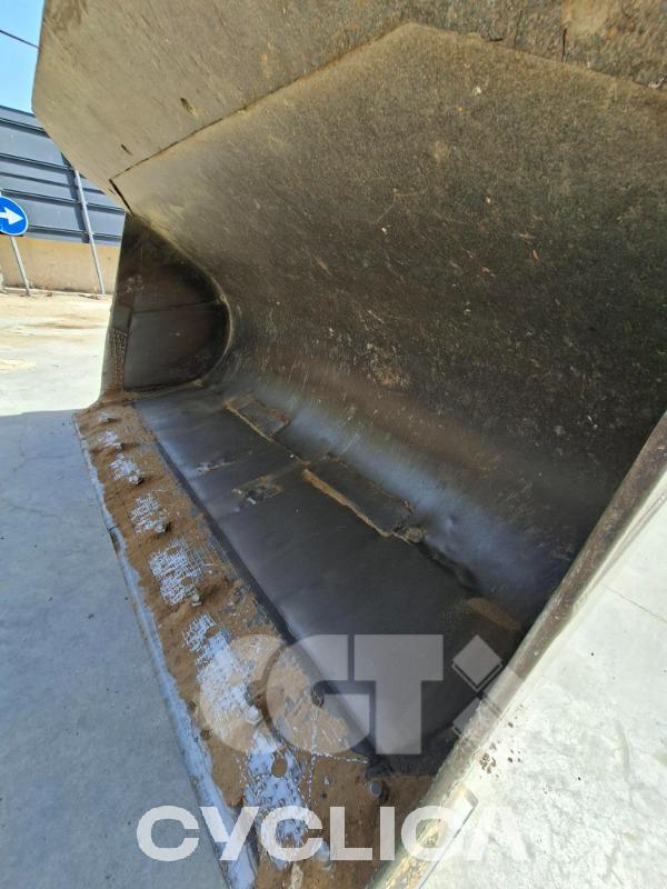 Utovarivači na točkovima  966 AWY00413 - 8