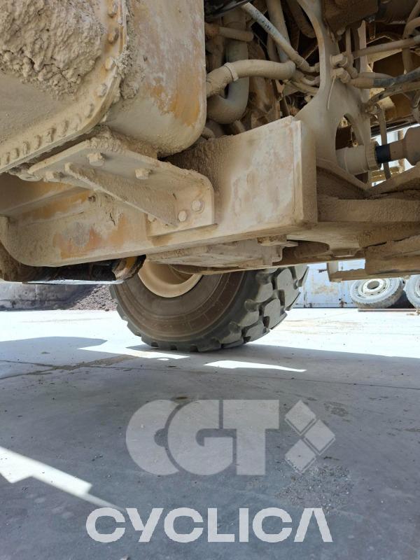 Utovarivači na točkovima  966 AWY00413 - 13