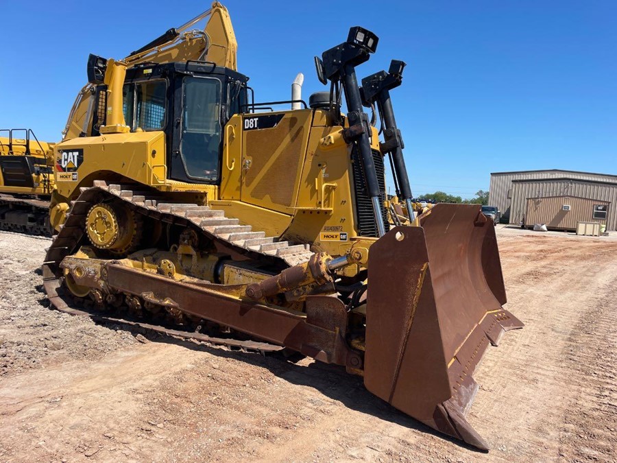 Bulldozers and crawler tractors  D8T AW400972 - 10