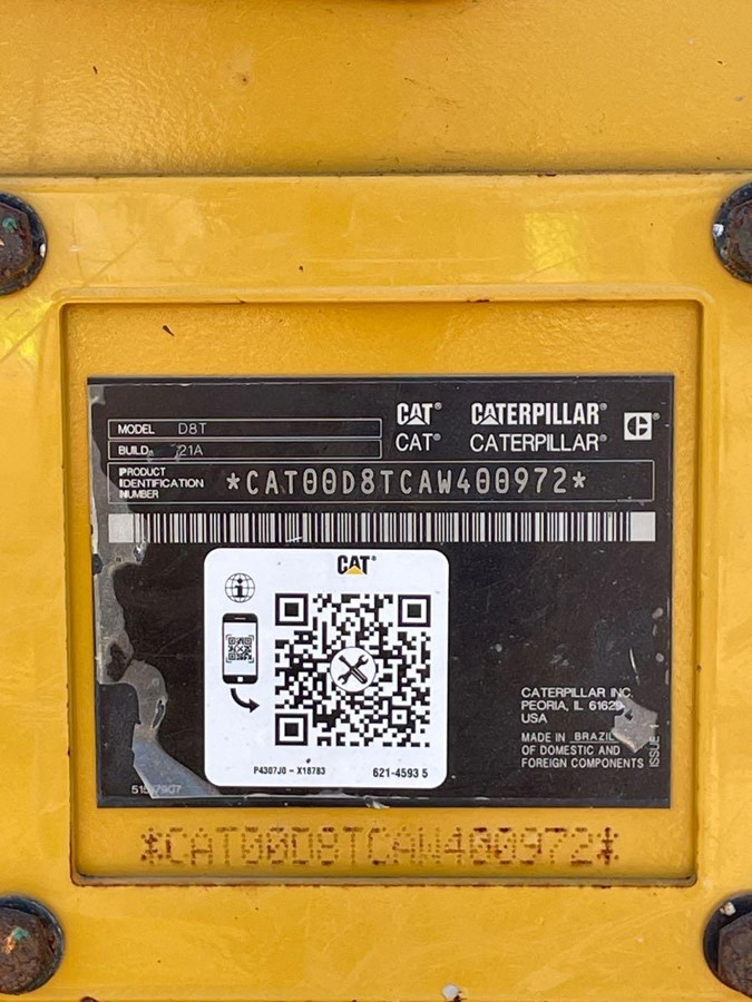 Bulldozers and crawler tractors  D8T AW400972 - 3