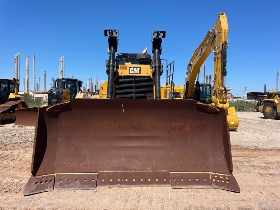 Bulldozers and crawler tractors  D8T AW400972 - 6