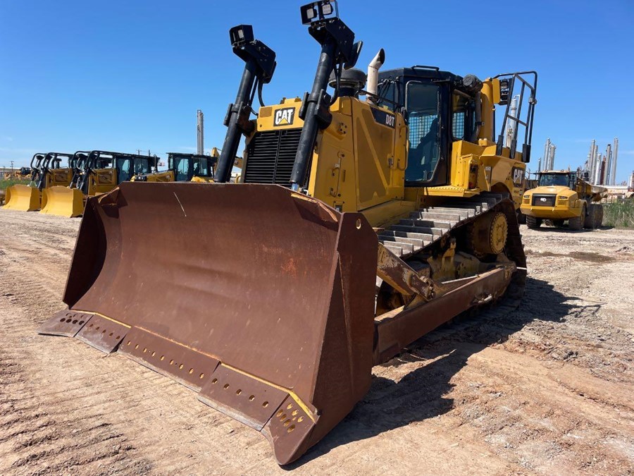 Bulldozers and crawler tractors  D8T AW400972 - 7