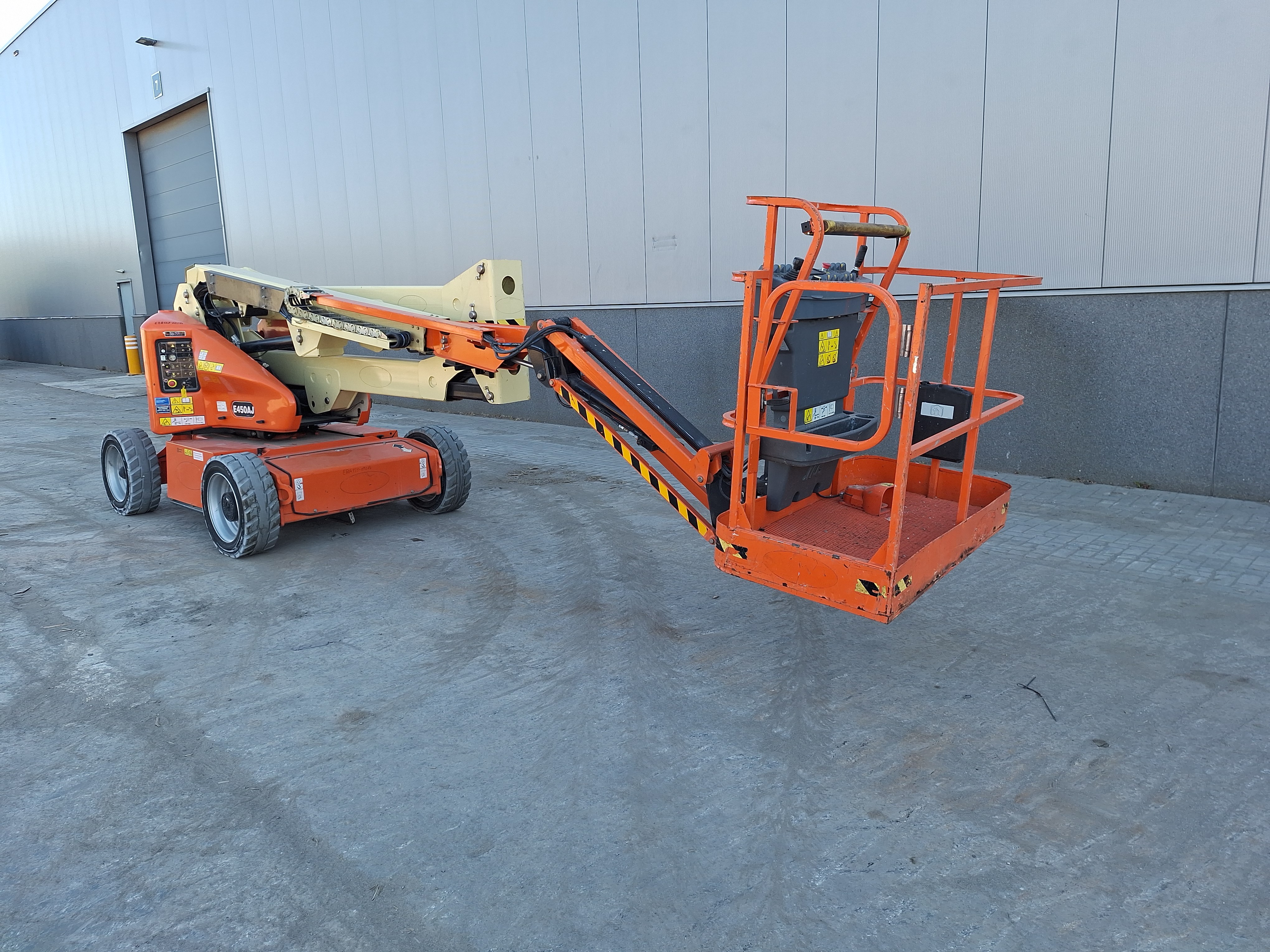 Elevadores de lança articulada  E450AJ 300257687 - 9