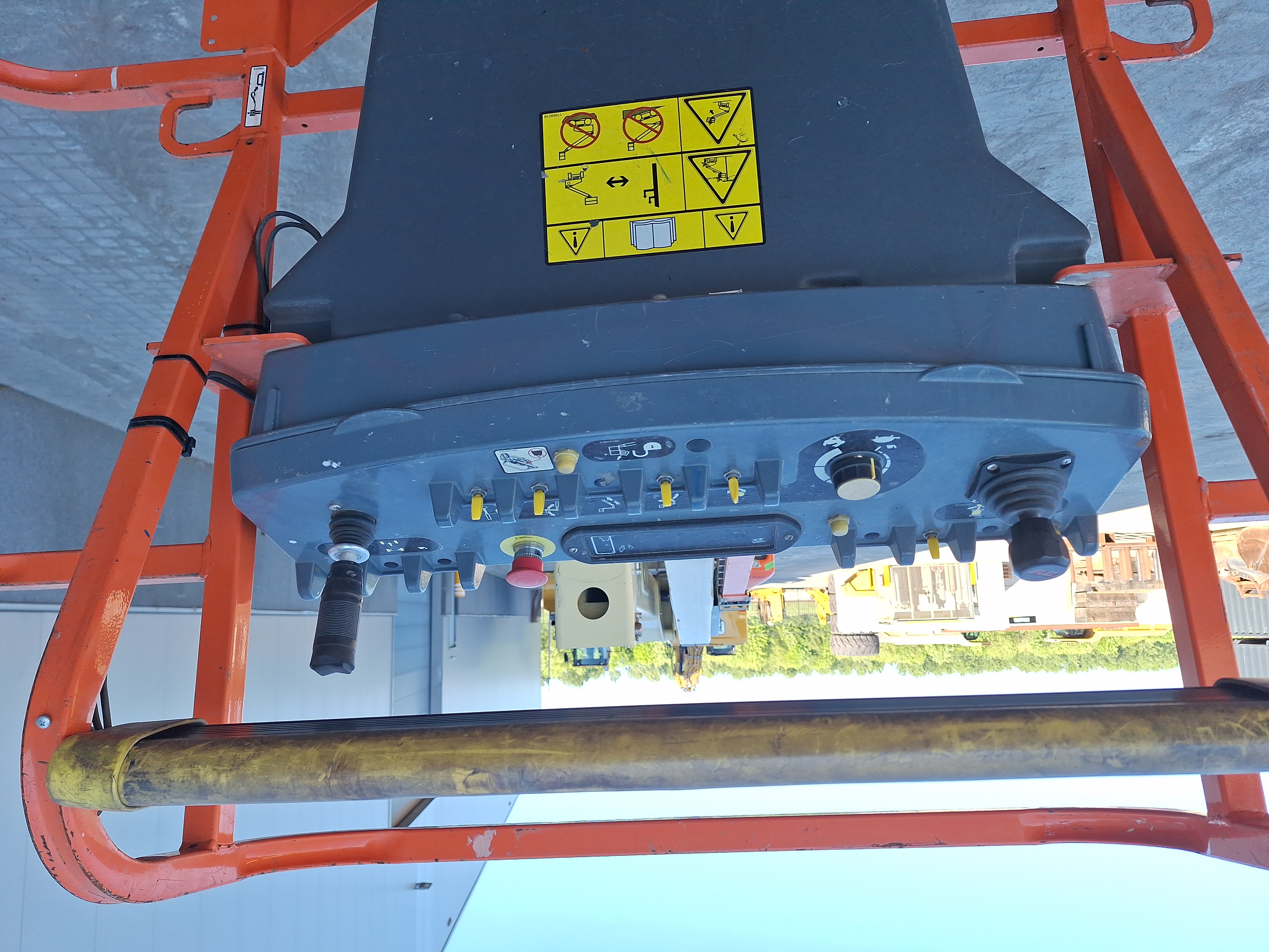 Elevadores de lança articulada  E450AJ 300257687 - 10