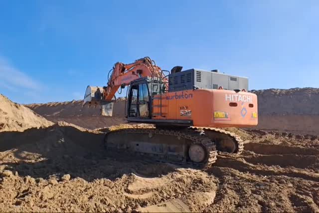 Bageri gusjeničari  530 070345 - 1