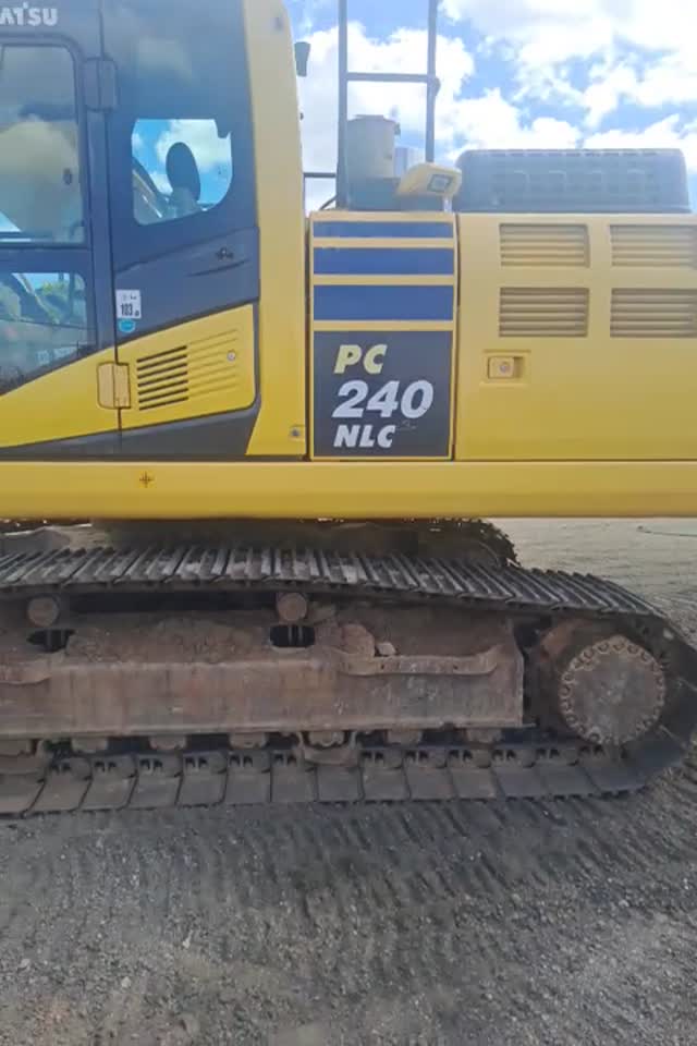 Pelles sur chenilles  pc240Nlc-11 JKK70373 - 1