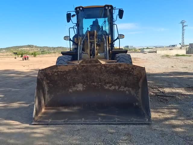 VID_360_equipo_20250904T082734555.mp4