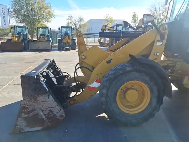 Натоварувачи на тркала  908M H8803145 - 1