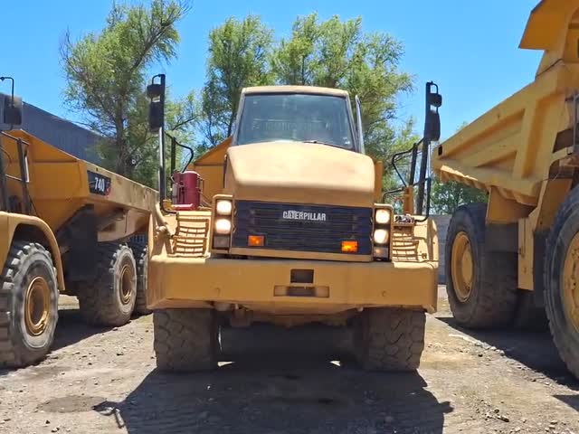 Tombereaux articulés  740 B1P02834 - 1