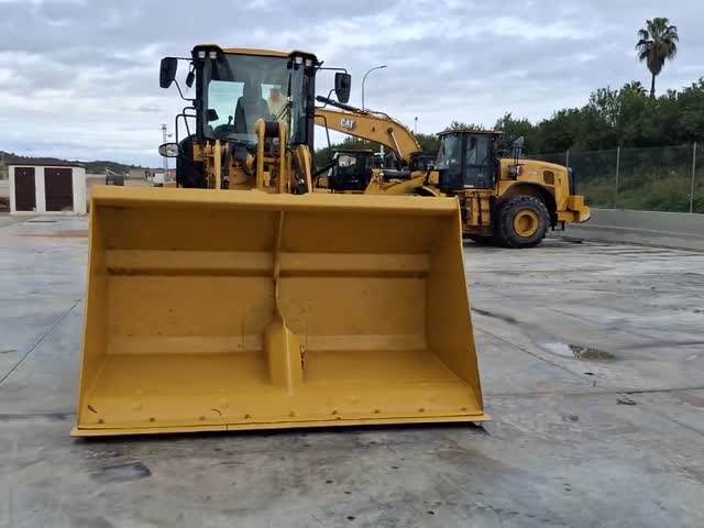 Utovarivači na točkovima  938M P5K01783 - 1