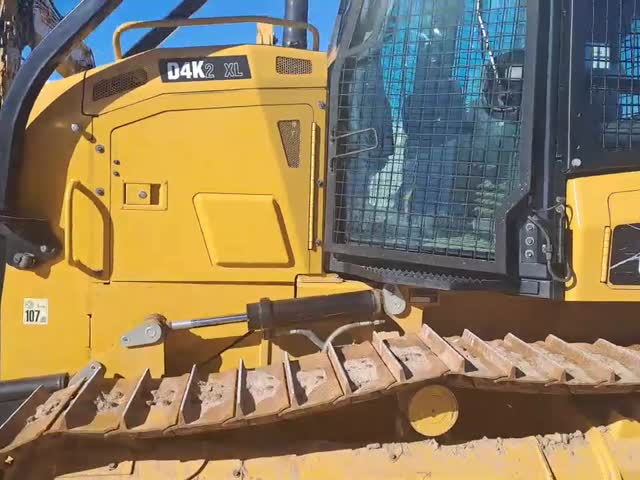 Bulldozers et tracteurs à chenilles  D4K2 KM207222 - 3