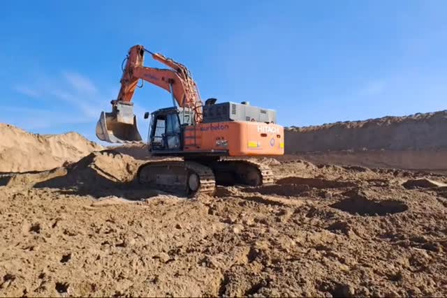 Bageri gusjeničari  530 070345 - 2