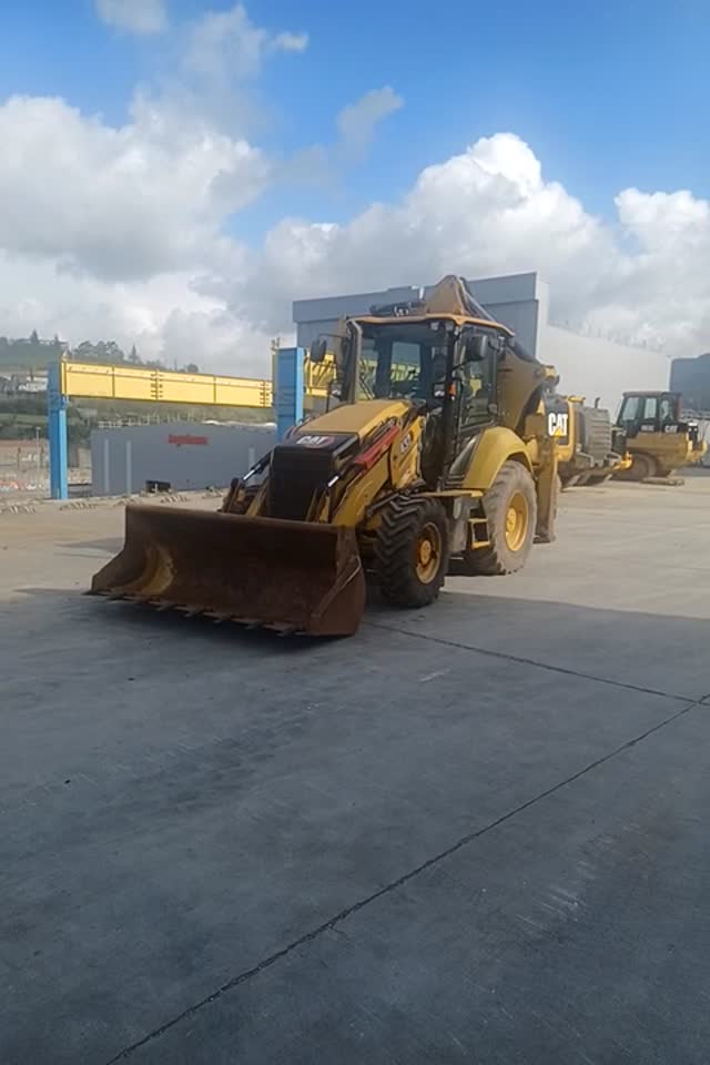 VID_equipo_trabajando_20250327T151149951.temp