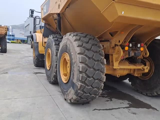 VID_equipo_trabajando_20250813T084919688.mp4