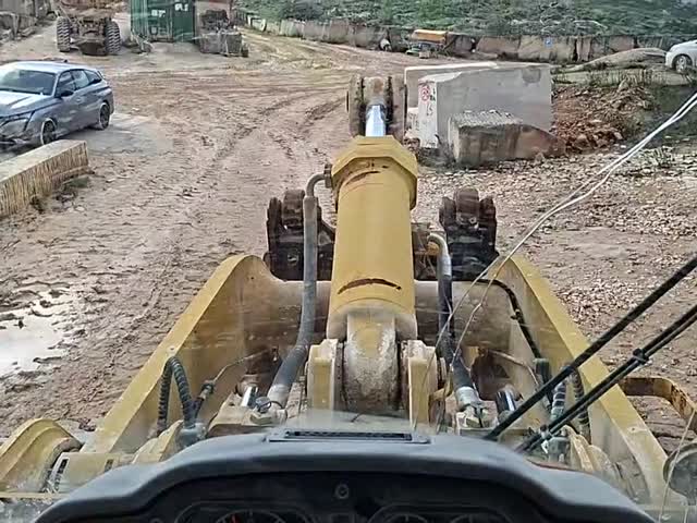 VID_equipo_trabajando_20251022T105502461.mp4