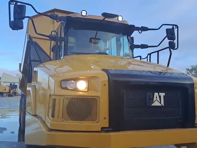 Kiperi i zglobni kamioni  730 3T301208 - 2